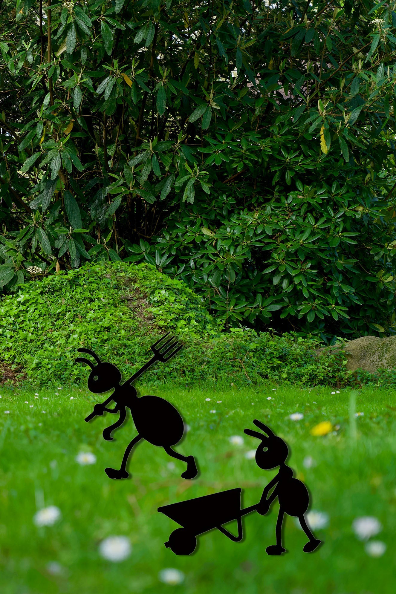 Decorative Iron Ant Garden Stake,Outdoor Metal Yard Art For Lawn, Patio,Backyard