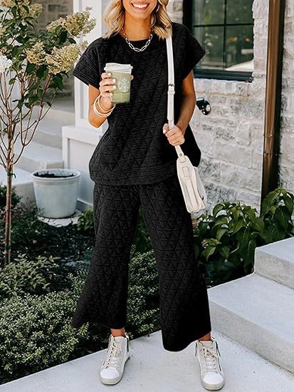 Fazortev Women's 2 Piece Outfits Quilted Lightweight Short Sleeve Tops And Cropped Pants Lounge Set