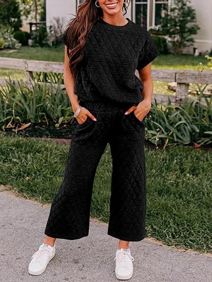 Fazortev Women's 2 Piece Outfits Quilted Lightweight Short Sleeve Tops And Cropped Pants Lounge Set