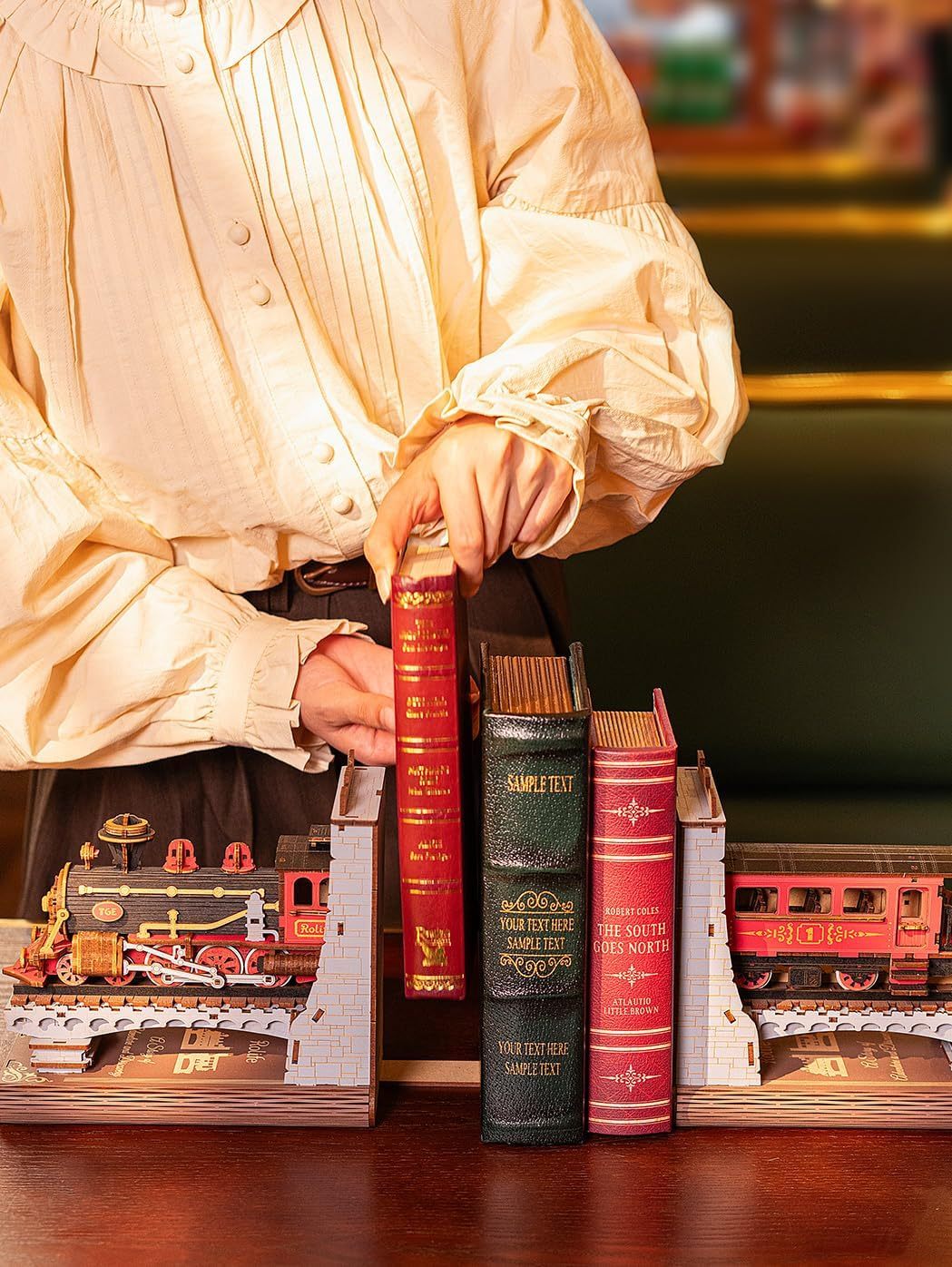 ROBOTIME Book Nook Book Ends Kits Century Train DIY Booknook 3D Wooden Puzzle Model Kit Bookend Bookshelf Decoration Gifts For Adults Kids Teens