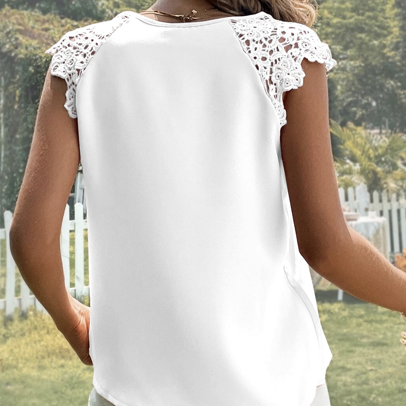 Ladies' Lace Notch Collar Shirt With Lace Patchwork Cuffs, Solid Color Casual Top