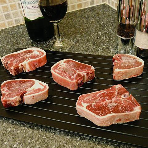 Fast Defrosting Tray – Quick Thaw Aluminum Plate for Frozen Meat, Fish & Food in the Kitchen