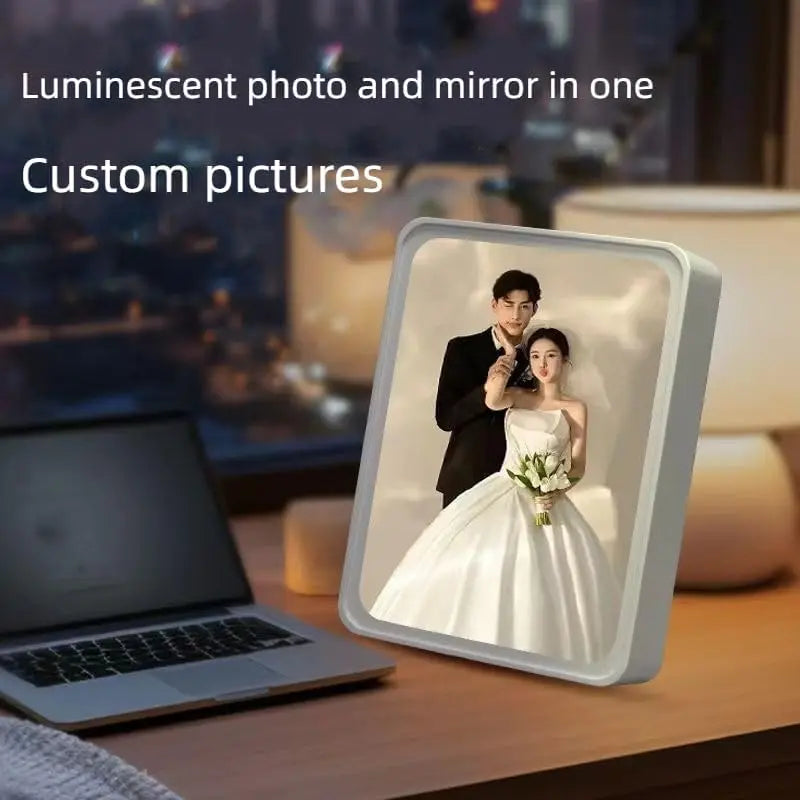 GlowMoment™ Personalized Light & Mirror ✨🖼️